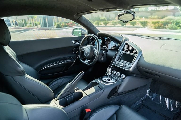 2011 Audi 42 R8 - Image 7 of 12