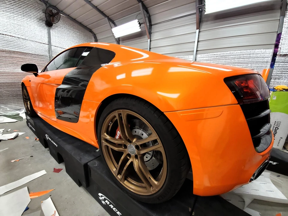 2011 Audi 42 R8 - Image 10 of 31
