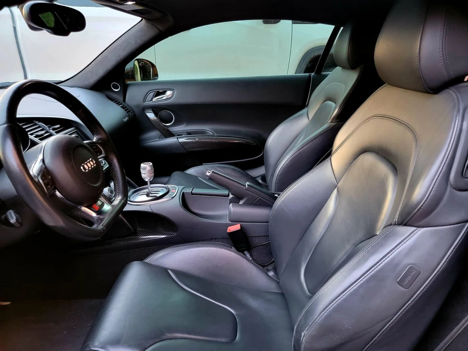 2011 Audi 42 R8 - Image 29 of 31