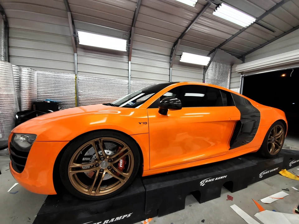2011 Audi 42 R8 - Image 9 of 31
