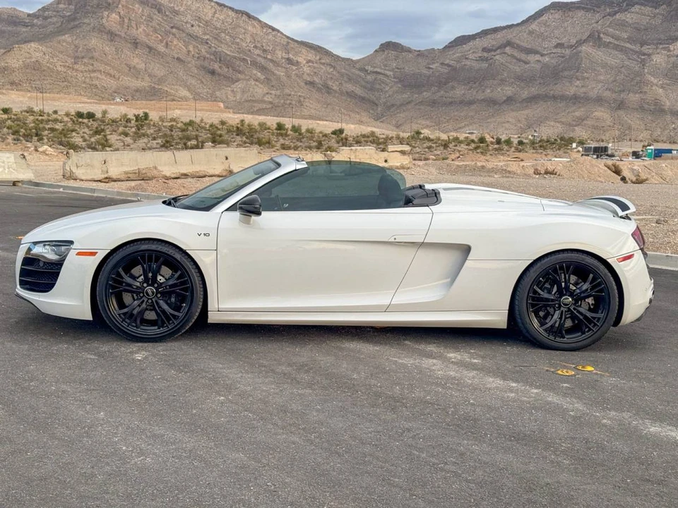 2011 Audi 42 R8 - Image 13 of 14