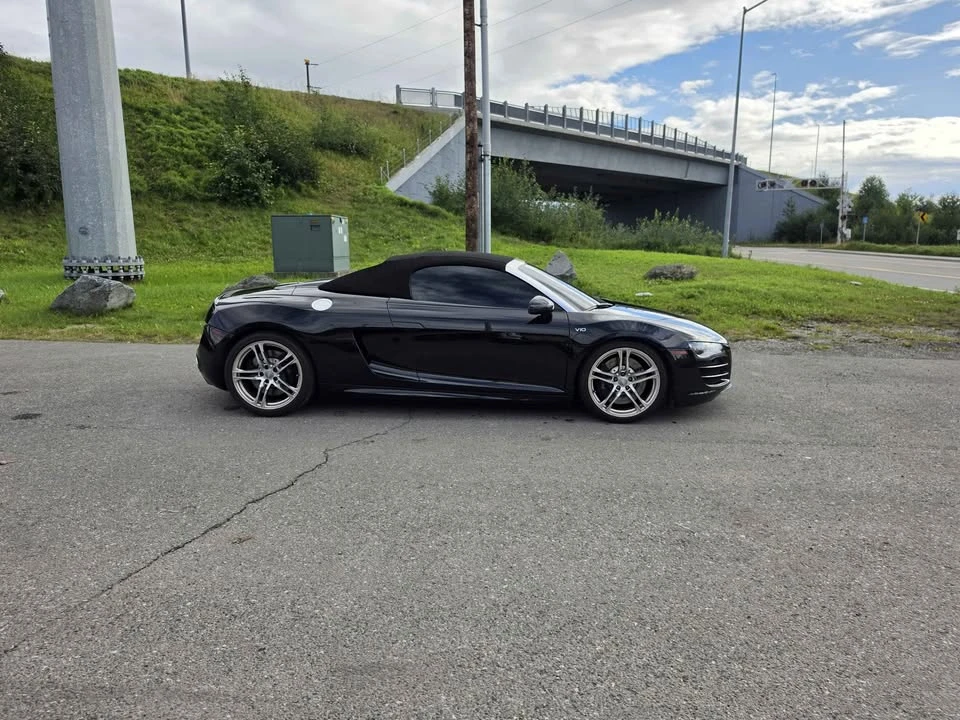 2011 Audi 42 R8 - Image 2 of 8