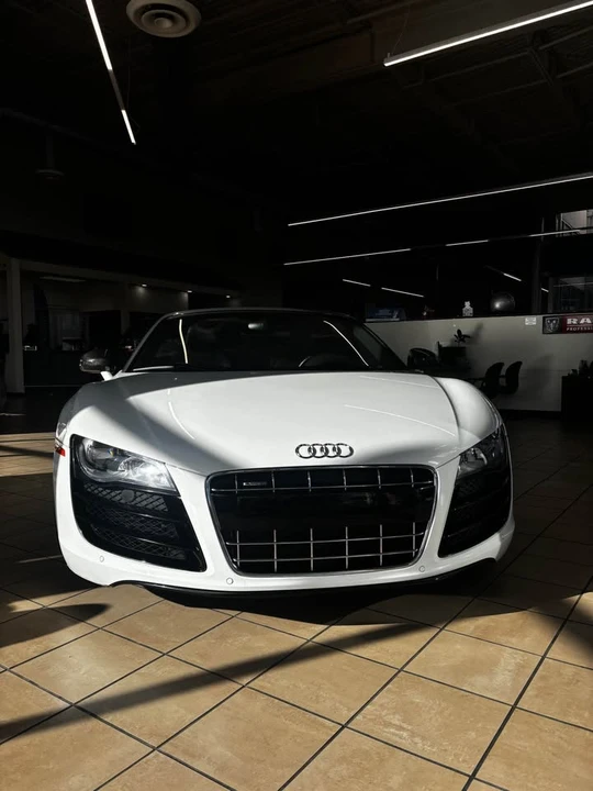 2011 Audi 42 R8 - Image 3 of 11