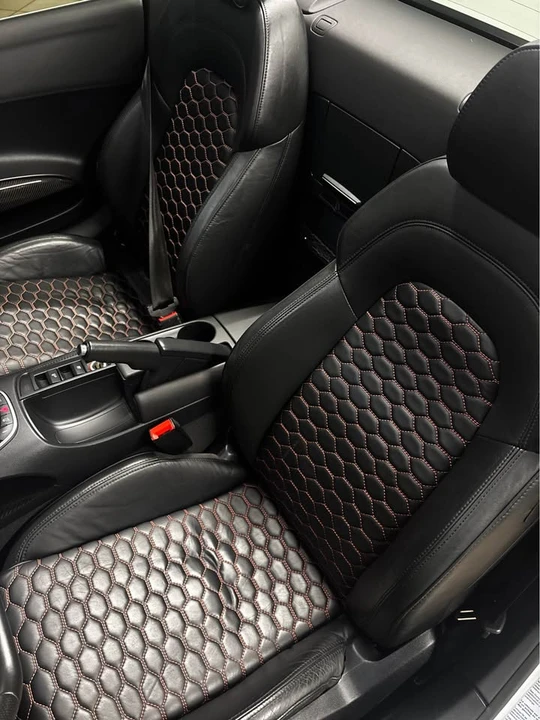 2011 Audi 42 R8 - Image 9 of 11
