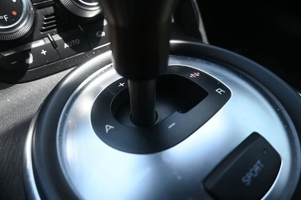 2011 Audi 42 R8 - Image 16 of 17