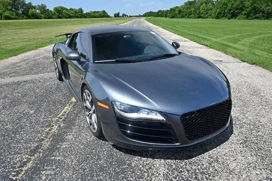 2011 Audi R8 V10 Coupe 2D
