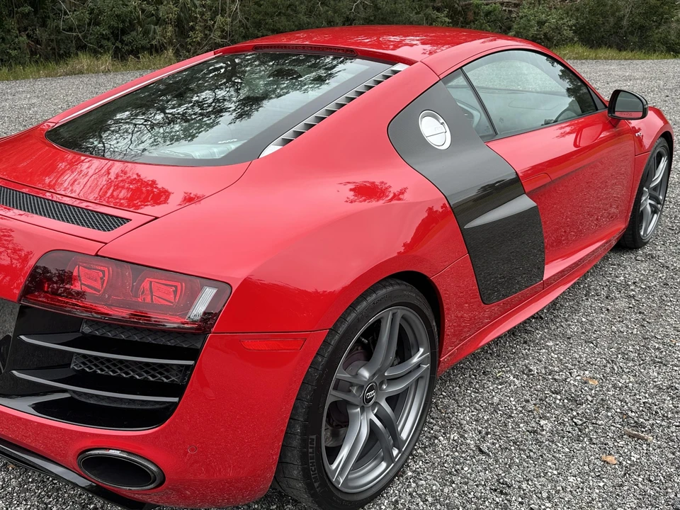 2011 Audi 42 R8 - Image 26 of 31