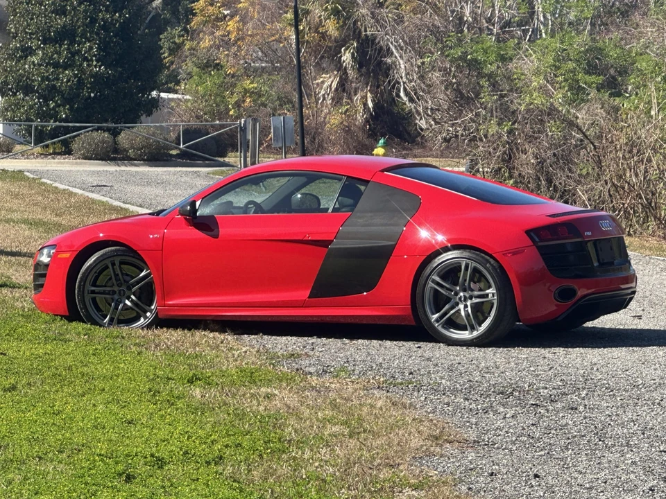 2011 Audi 42 R8 - Image 10 of 31