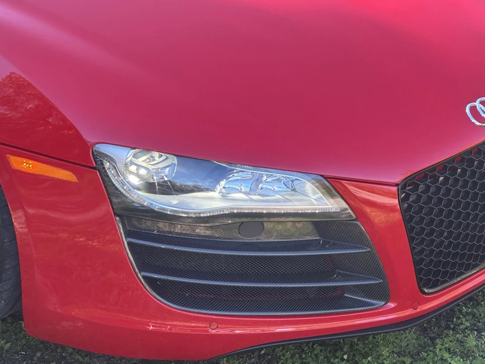 2011 Audi 42 R8 - Image 22 of 31