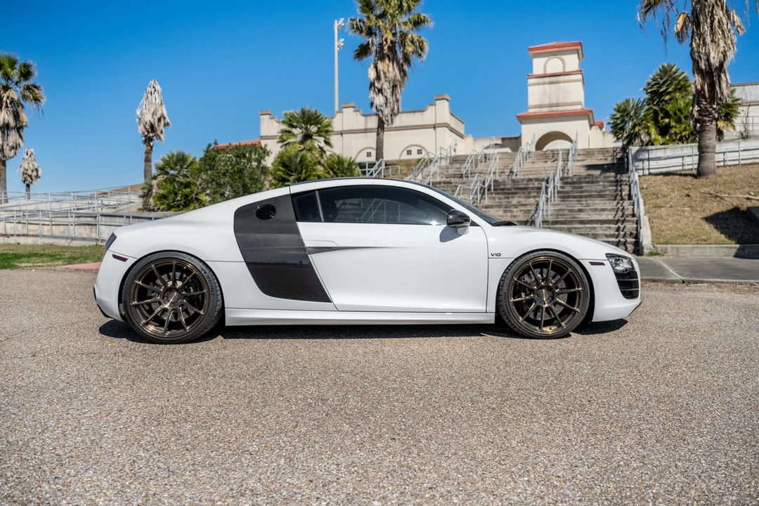 2011 Audi 42 R8 - Image 7 of 31