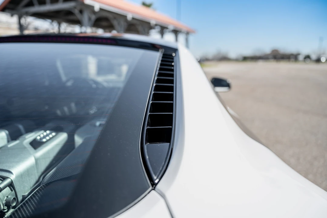 2011 Audi 42 R8 - Image 24 of 31