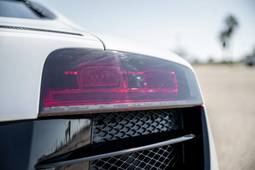 2011 Audi 42 R8 - Image 27 of 31