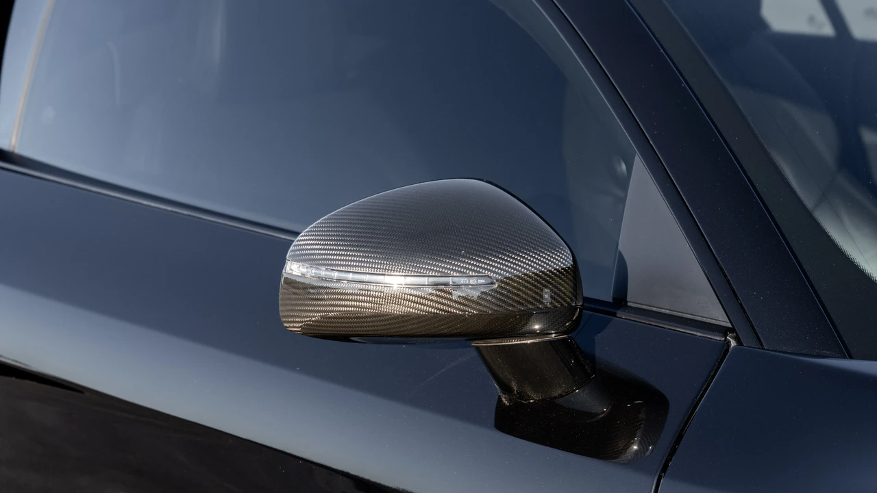 2011 Audi 42 R8 - Image 29 of 31
