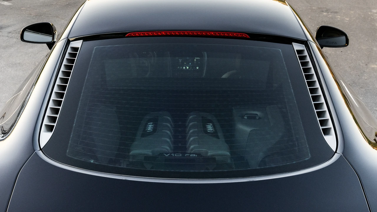 2011 Audi 42 R8 - Image 20 of 31