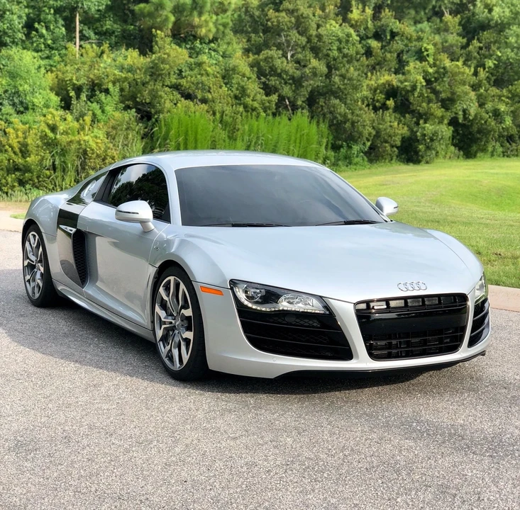 2011 Audi 42 R8 - Image 6 of 12