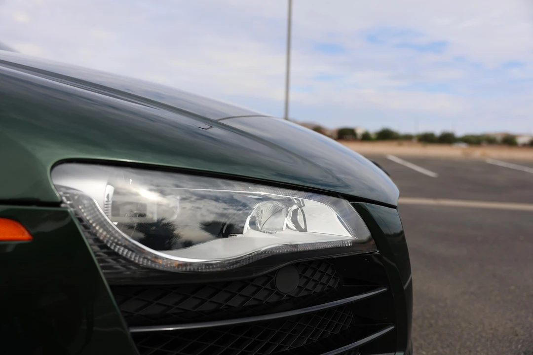 2011 Audi 42 R8 - Image 16 of 31