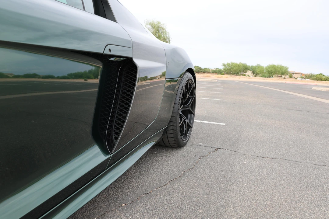 2011 Audi 42 R8 - Image 29 of 31