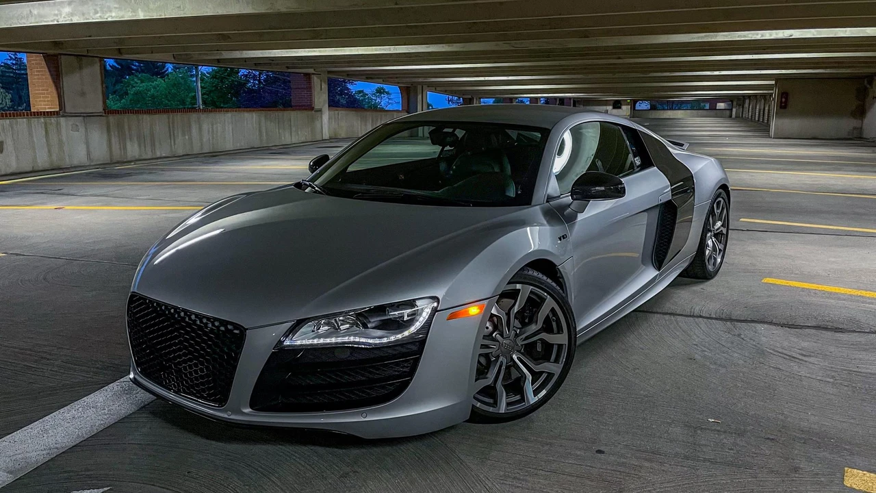 2011 Audi 42 R8 - Image 10 of 31