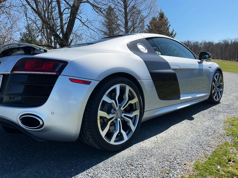 2011 Audi 42 R8 - Image 29 of 31