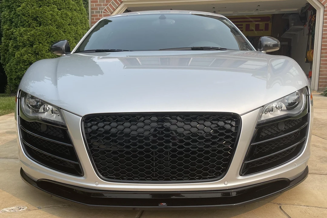 2011 Audi 42 R8 - Image 2 of 31