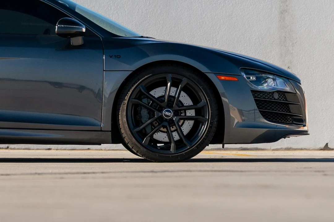 2011 Audi 42 R8 - Image 20 of 31