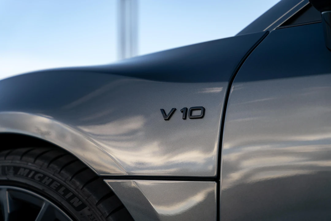 2011 Audi 42 R8 - Image 12 of 31