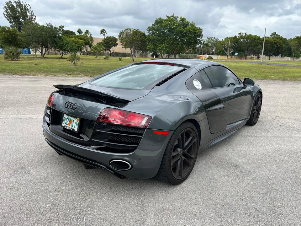 2011 Audi 42 R8 - Image 9 of 31