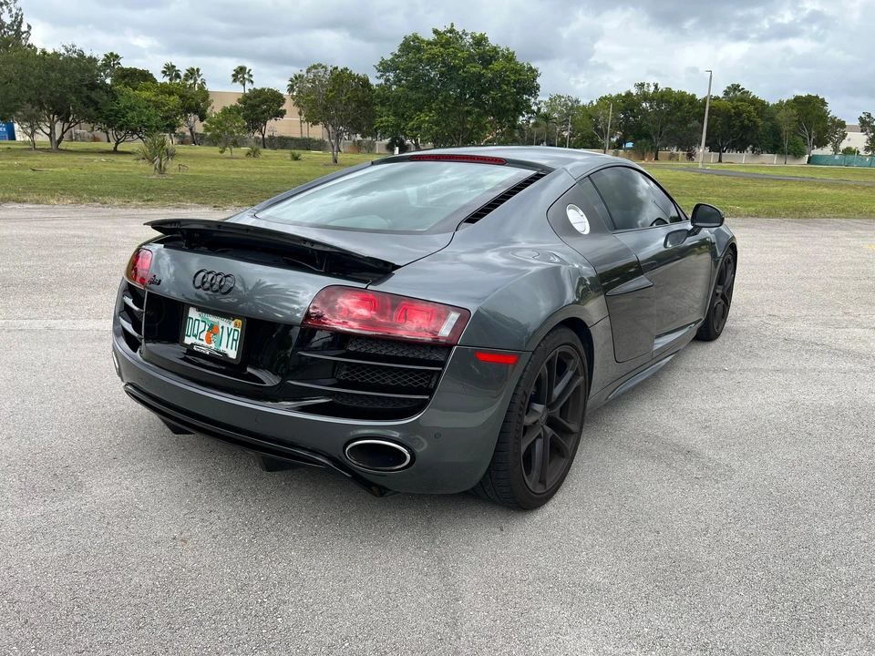 2011 Audi 42 R8 - Image 8 of 31
