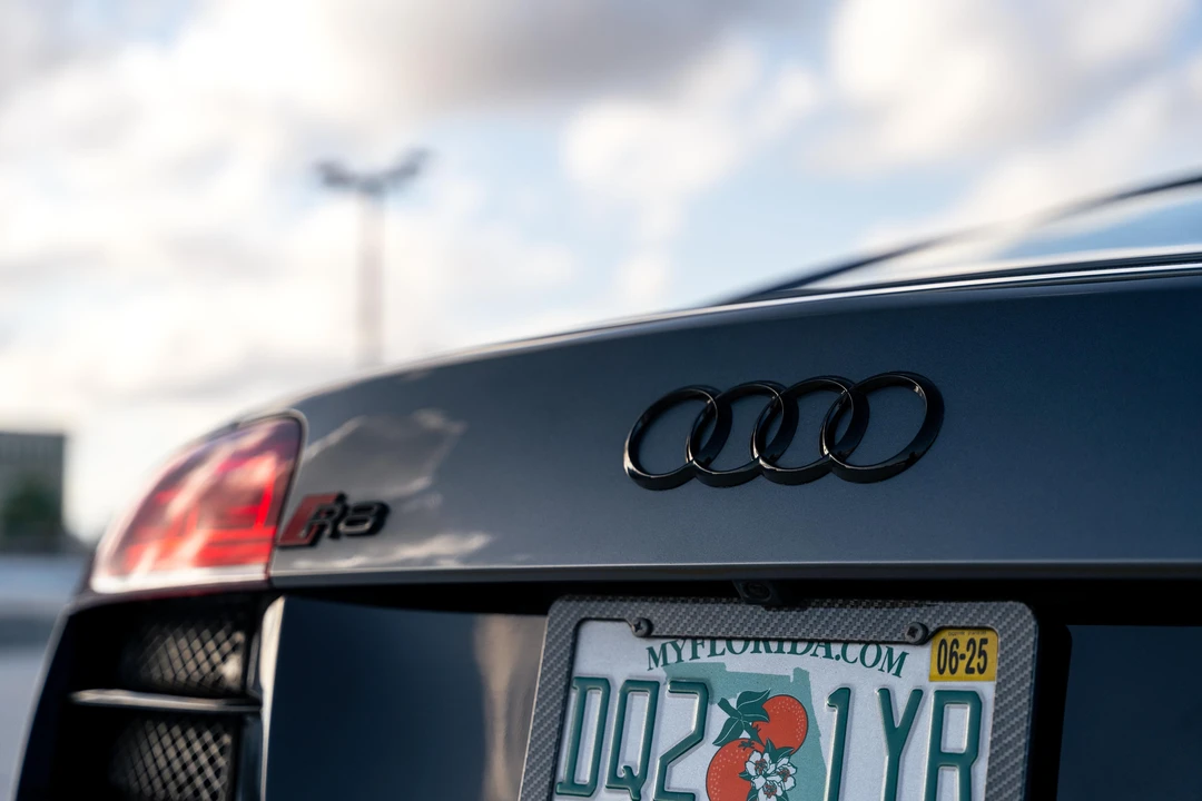2011 Audi 42 R8 - Image 14 of 31