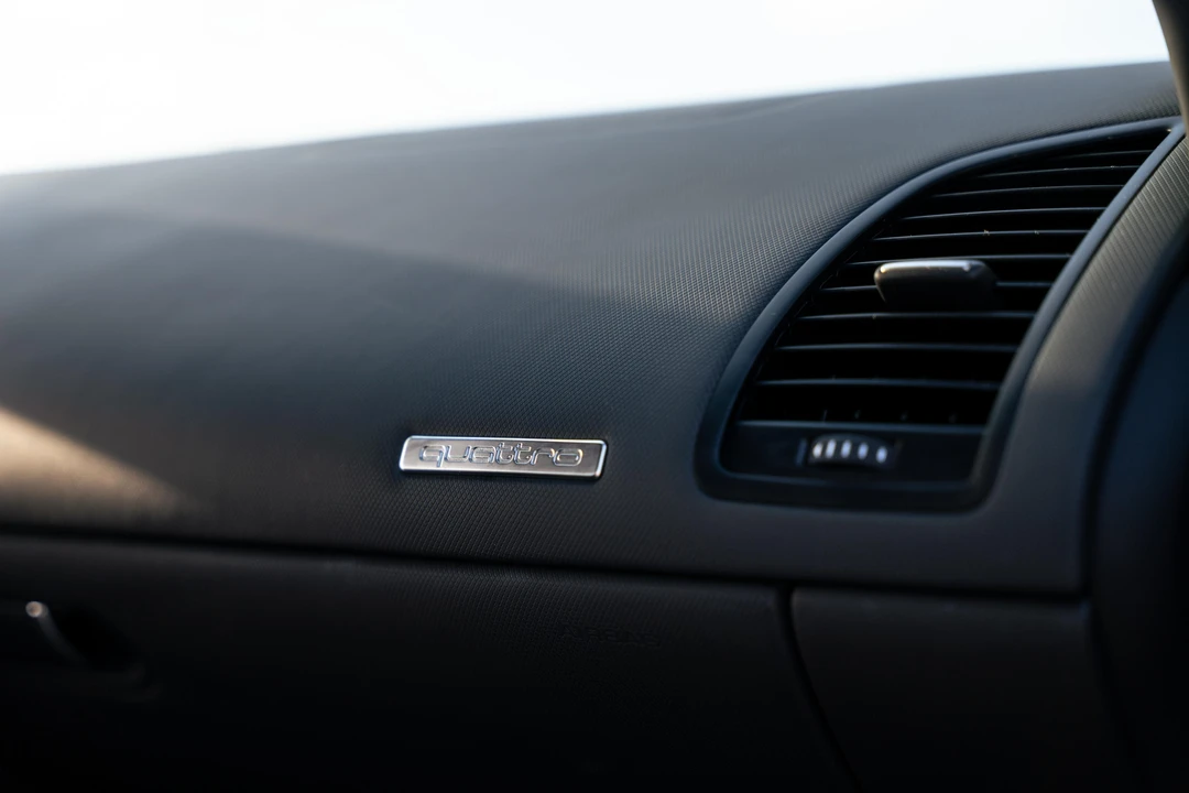 2011 Audi 42 R8 - Image 29 of 31