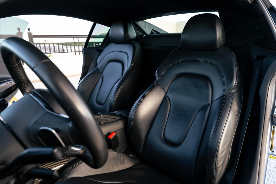2011 Audi 42 R8 - Image 22 of 31