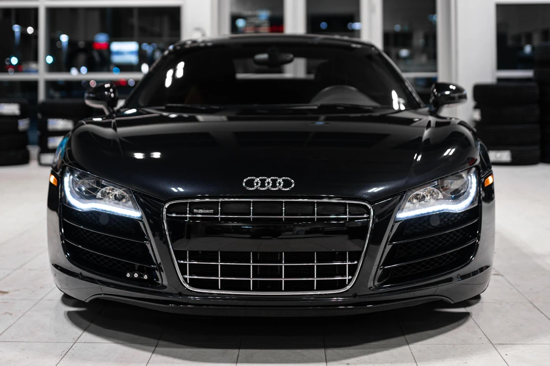 2011 Audi 42 R8 - Image 2 of 7