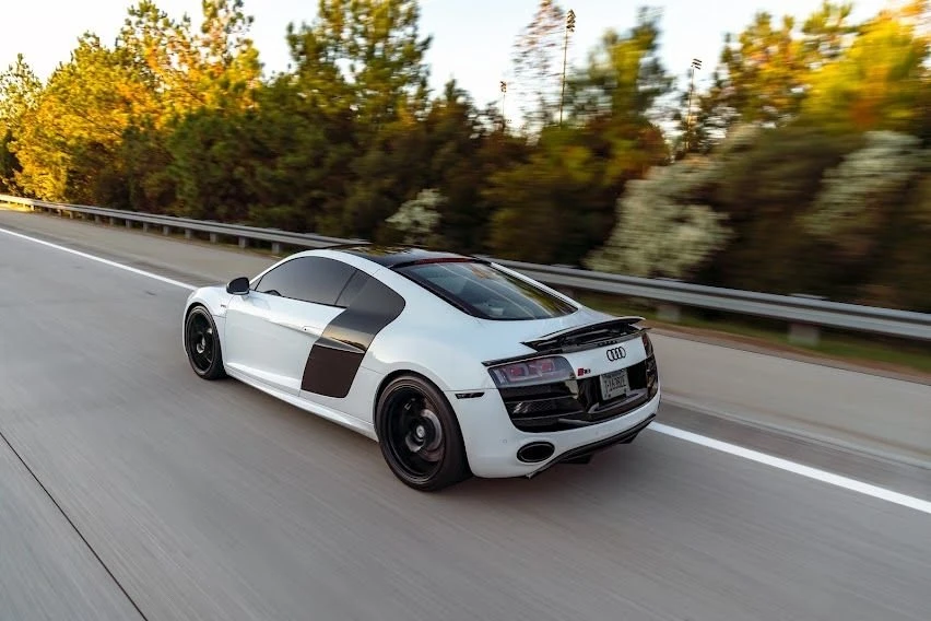 2011 Audi 42 R8 - Image 8 of 18