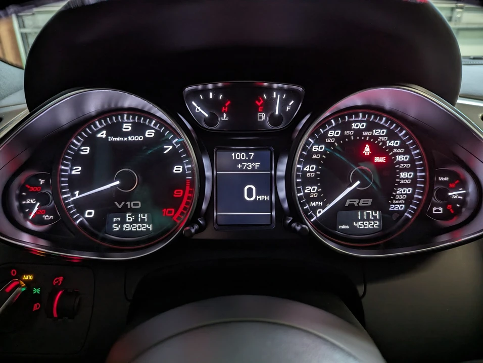 2011 Audi 42 R8 - Image 13 of 18