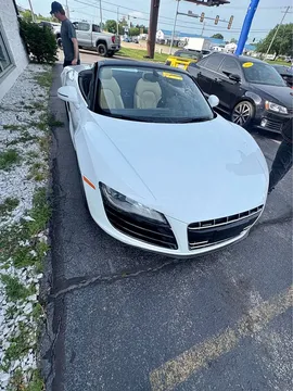 2011 Audi R8 V10 Performance Spyder Cabriolet 2D