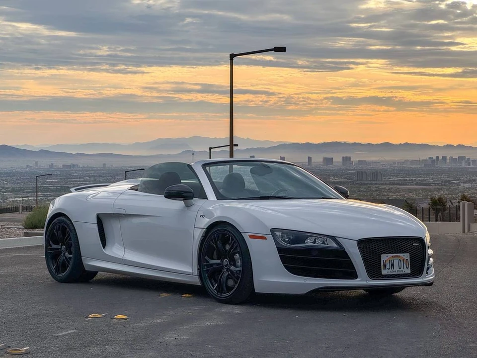 2011 Audi 42 R8 - Image 6 of 20