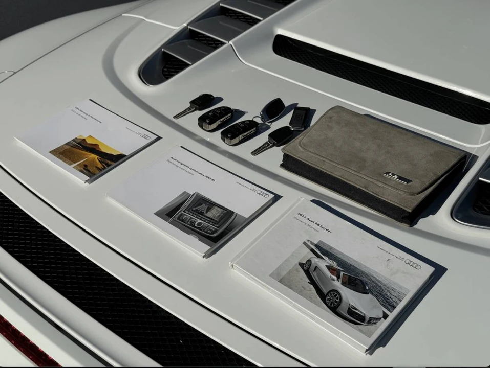 2011 Audi 42 R8 - Image 20 of 20