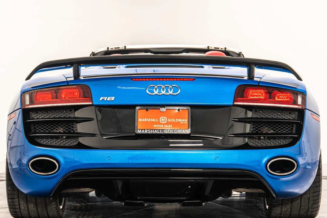 2011 Audi 42 R8 - Image 8 of 12