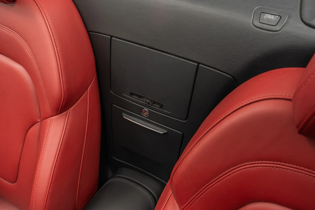 2011 Audi 42 R8 - Image 16 of 21