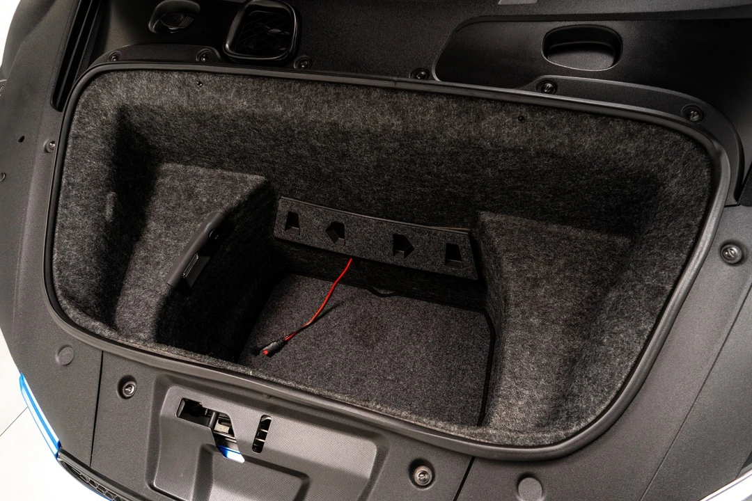 2011 Audi 42 R8 - Image 19 of 21