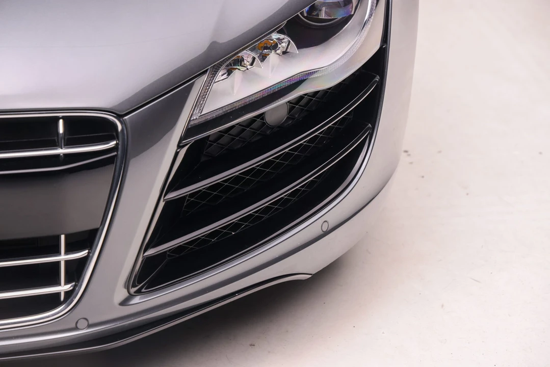 2011 Audi 42 R8 - Image 29 of 31