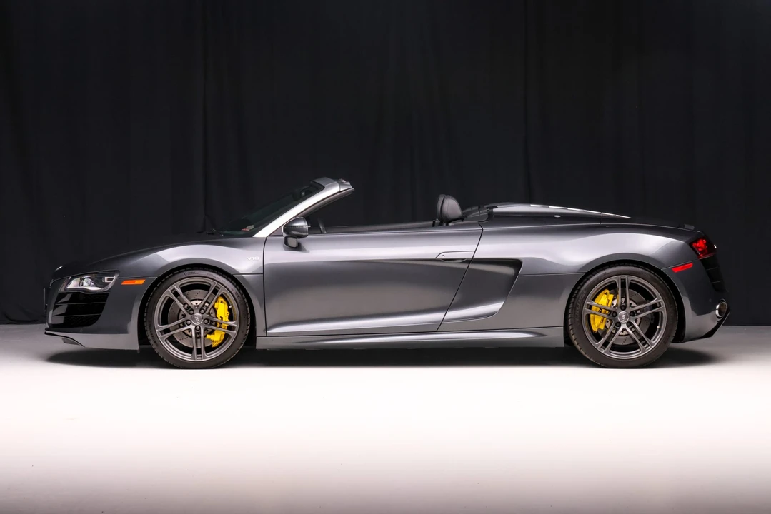2011 Audi 42 R8 - Image 4 of 31