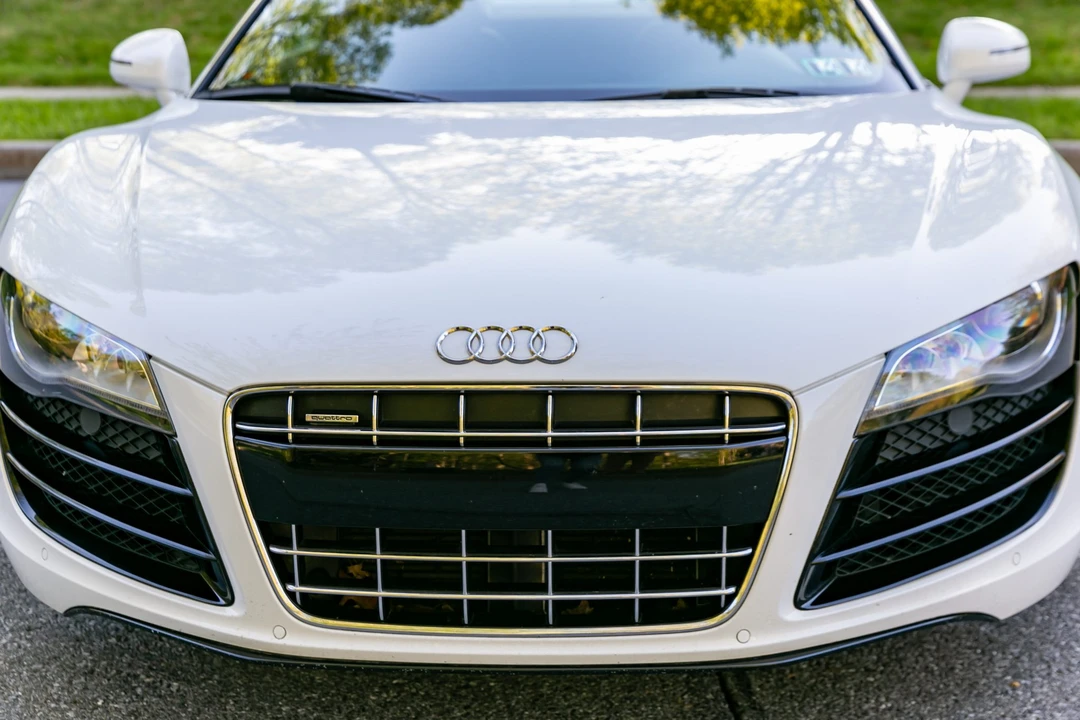 2011 Audi 42 R8 - Image 16 of 31