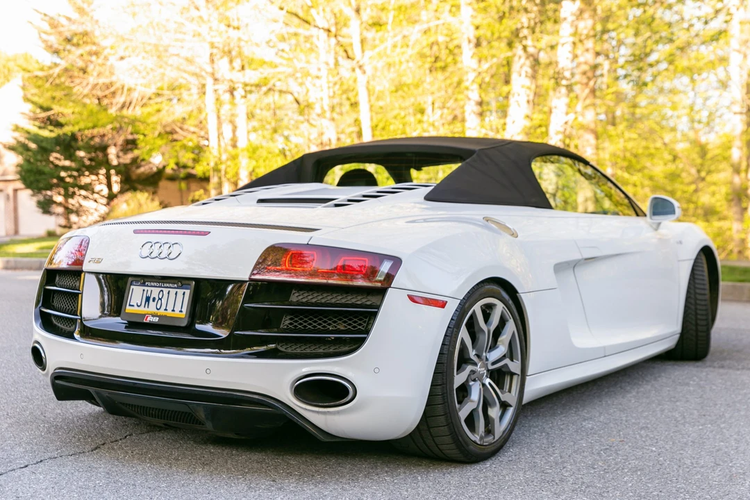 2011 Audi 42 R8 - Image 5 of 31