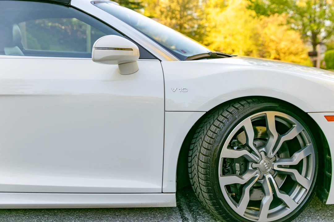 2011 Audi 42 R8 - Image 26 of 31