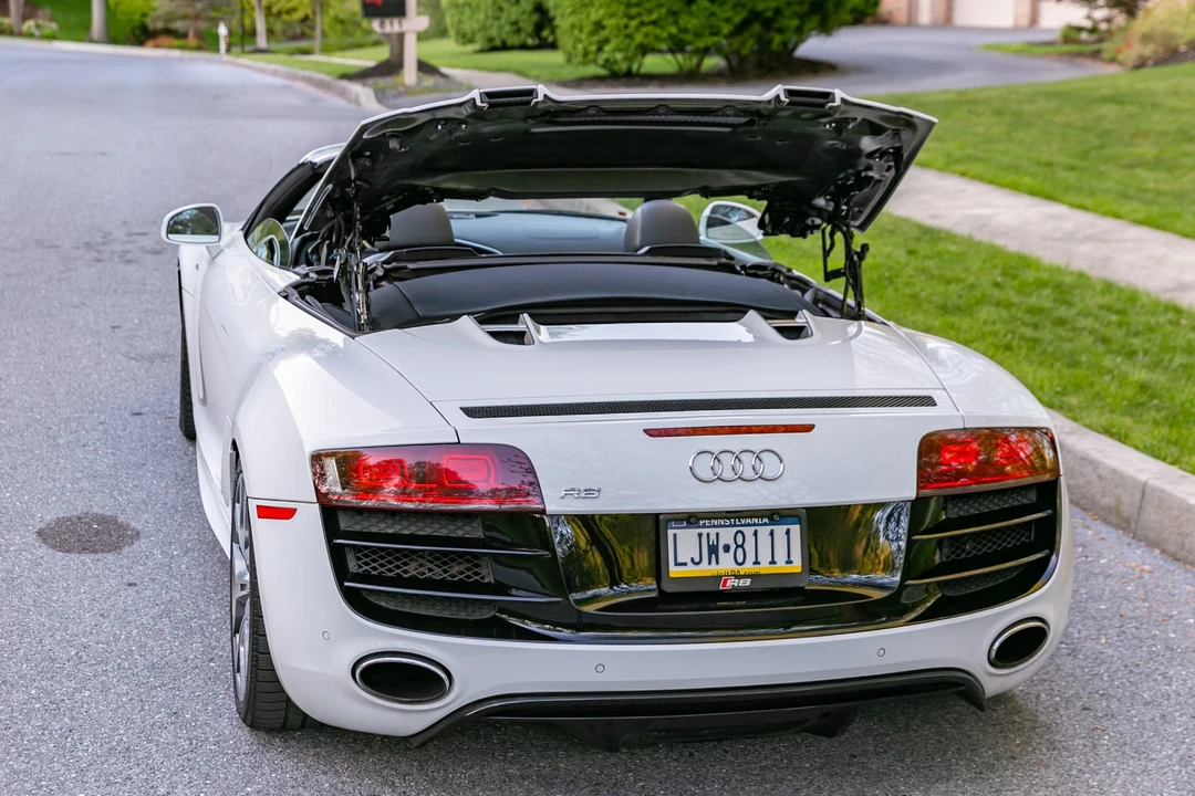 2011 Audi 42 R8 - Image 11 of 31