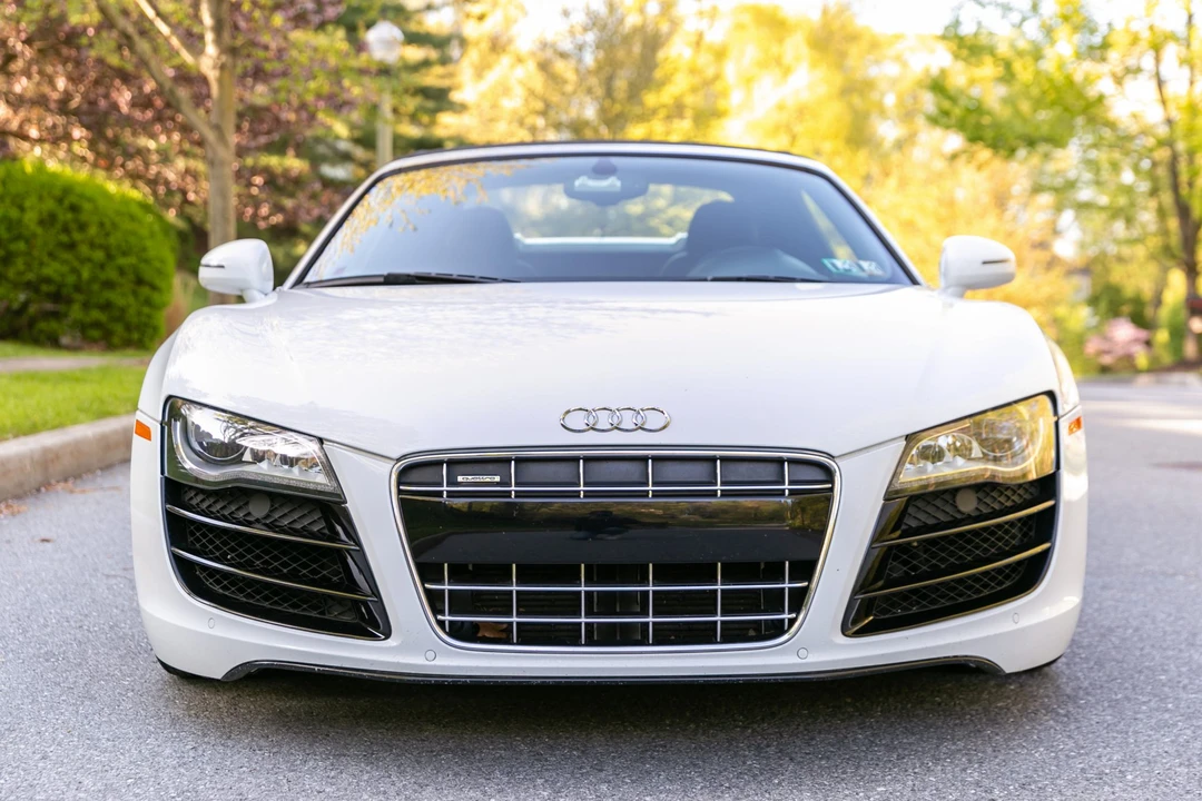 2011 Audi 42 R8 - Image 3 of 31