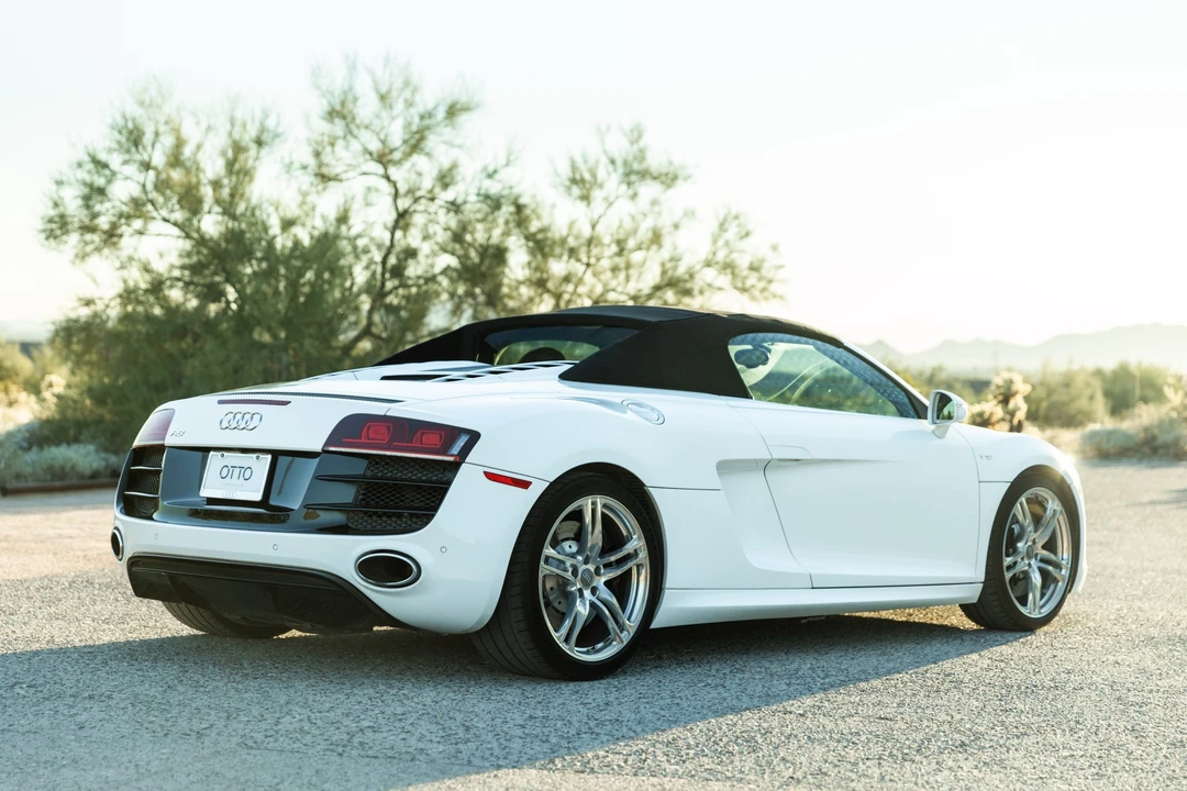 2011 Audi 42 R8 - Image 13 of 31
