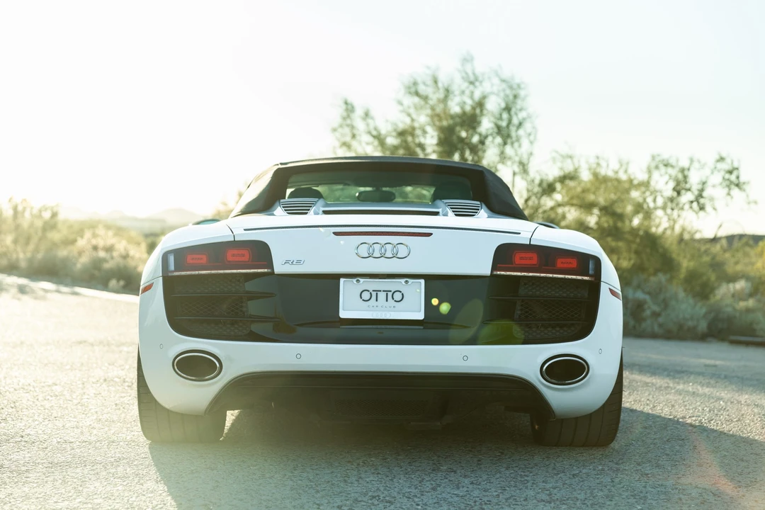 2011 Audi 42 R8 - Image 16 of 31