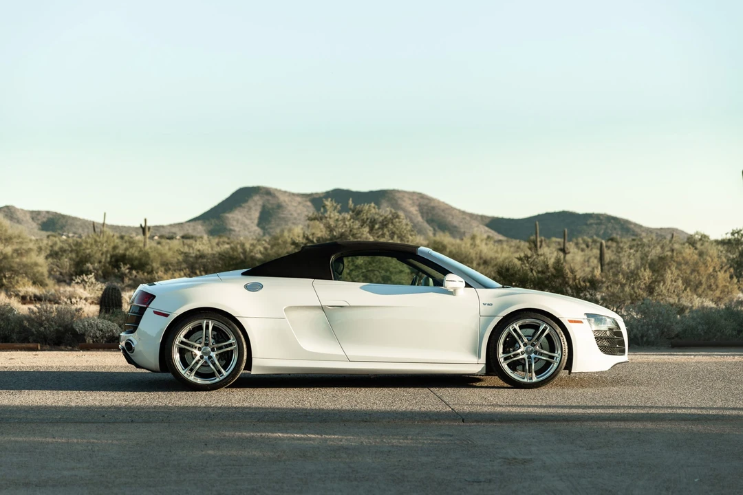 2011 Audi 42 R8 - Image 12 of 31